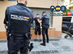 dispositivo policial en Orriols